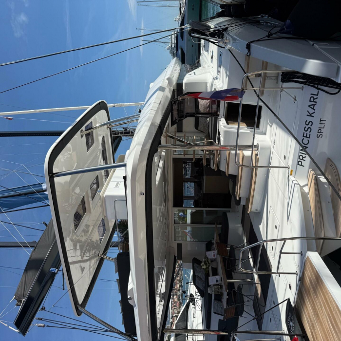 PRINCESS KARLA | Lagoon 60 photo 22