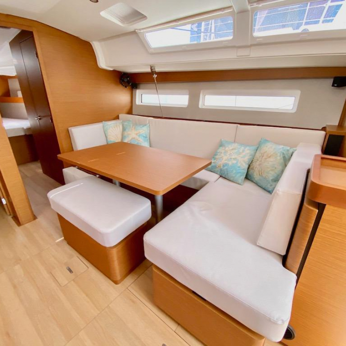 Persik | Sun Odyssey 490 photo 4