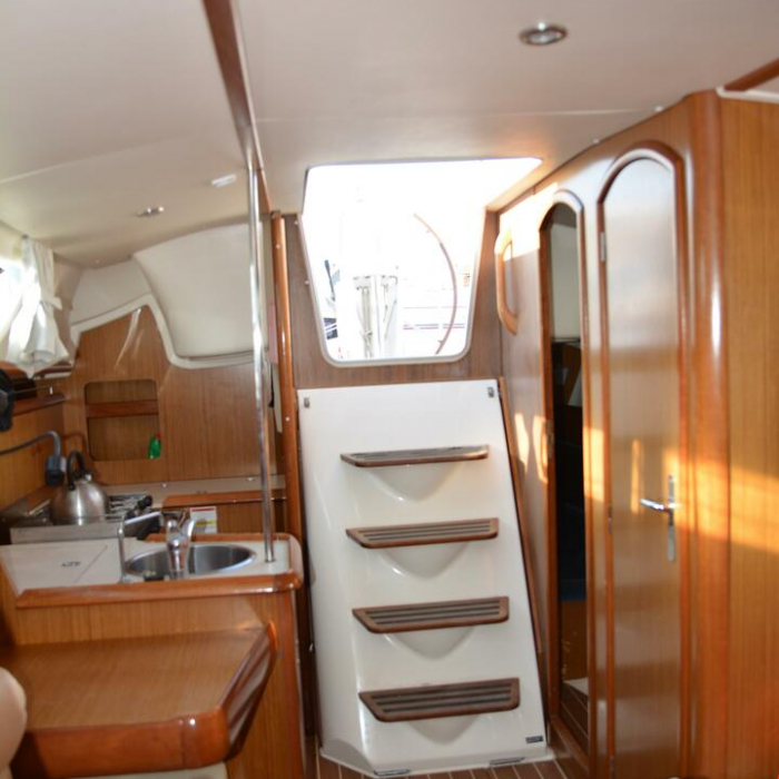 Charoula | Sun Odyssey 32i photo 10