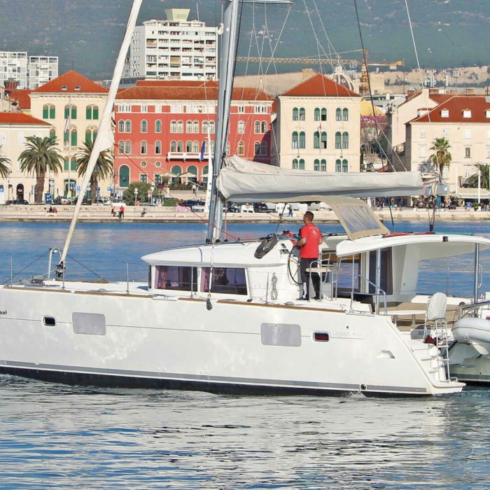 Jazz Point | Lagoon 400 photo 7