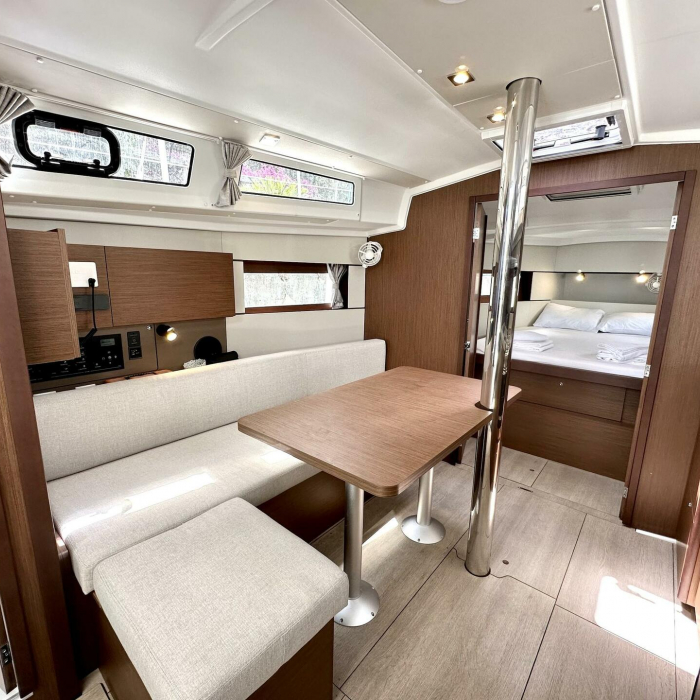 Sail Lyra | Oceanis 38.1 photo 13