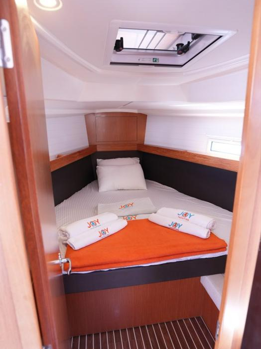 Roger Rabbit | Bavaria Cruiser 37 photo 9