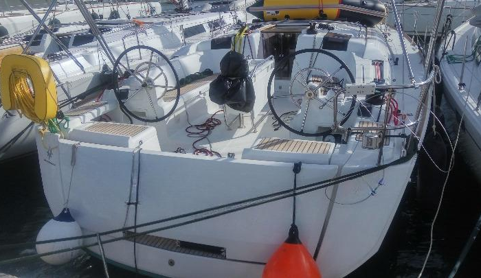 Genesis | Sun Odyssey 449 photo 4