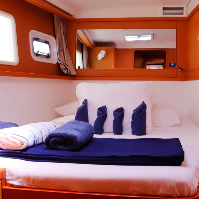 Moët | Lagoon 450 F photo 38