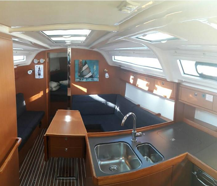 John K | Bavaria Cruiser 37 photo 10