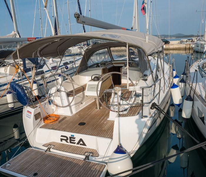 Rea | Bavaria Cruiser 37 photo 6