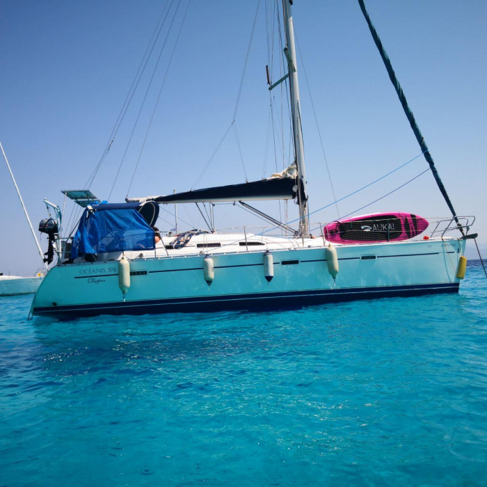 Andromeda | Beneteau 393 photo 3