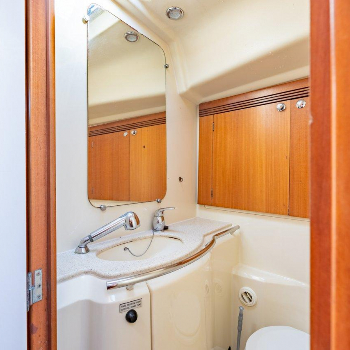 Jonathan Pink | Dufour 44 photo 15