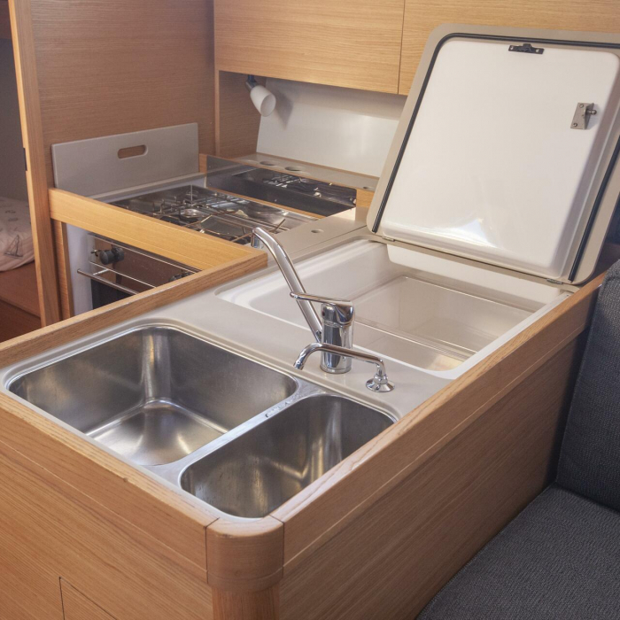 Nautilus | Dufour 360 GL photo 10