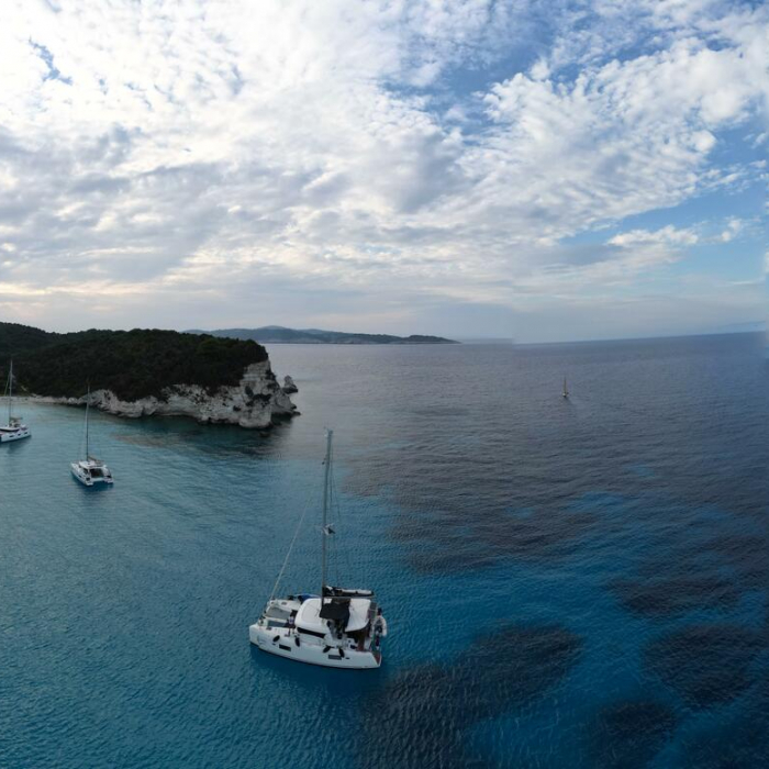 Dioni | Lagoon 42 photo 25