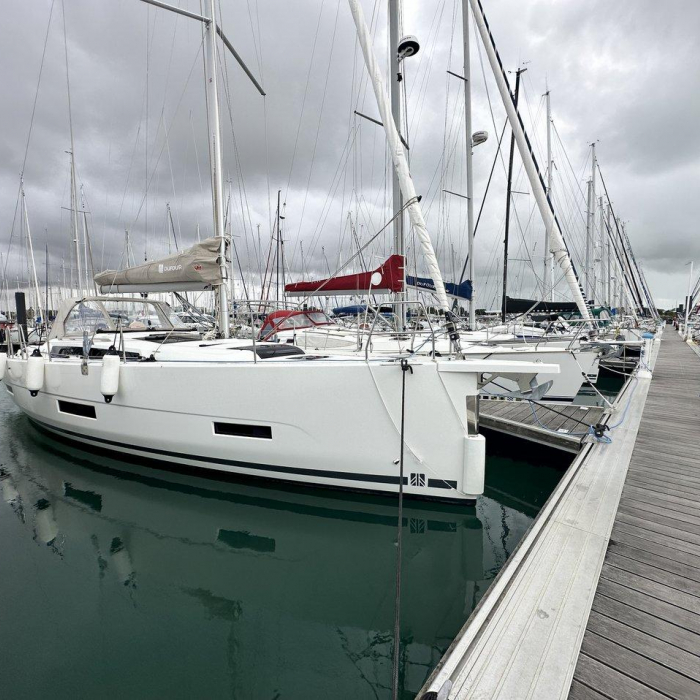 Stella Marie IV | Dufour 390 photo 3