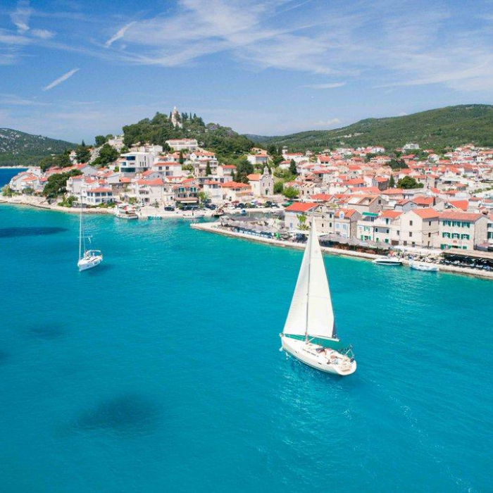 Ema | Sun Odyssey 42i photo 33