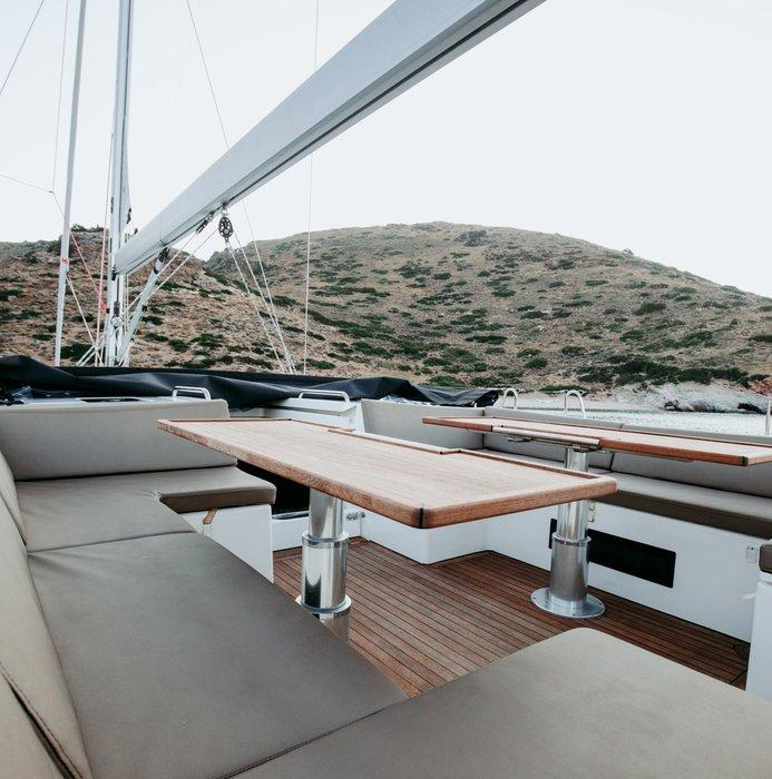 Elli | Bavaria C57 photo 16