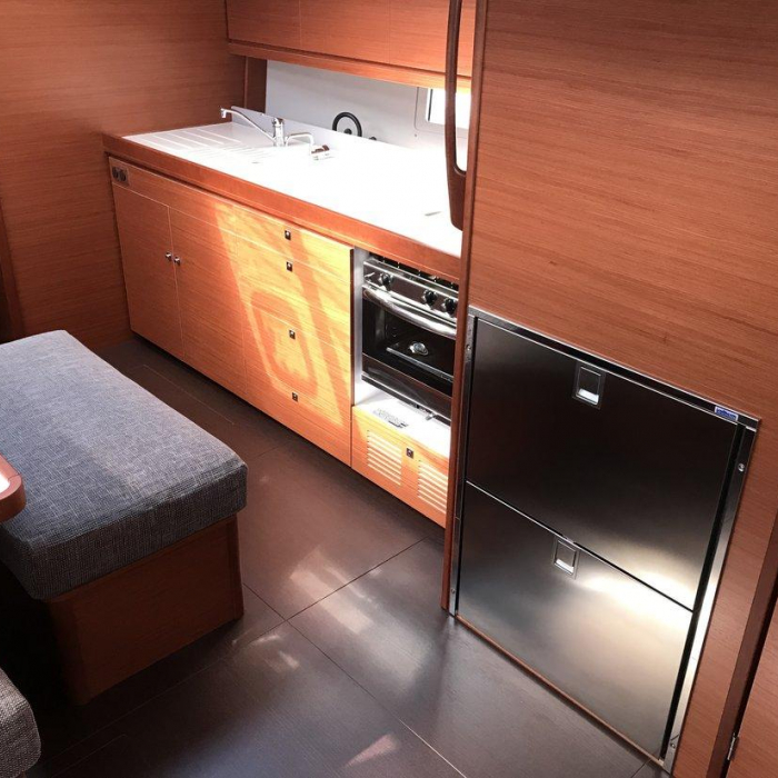 Ane | Dufour 460 GL photo 14