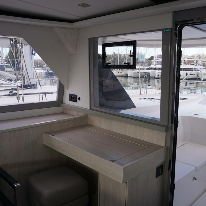 Marina | Leopard 45 photo 10