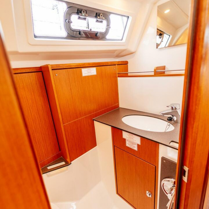 Flinx | Bavaria Cruiser 37 photo 11