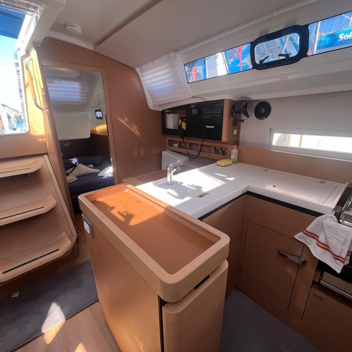 Brasilia | Sun Odyssey 410 photo 5