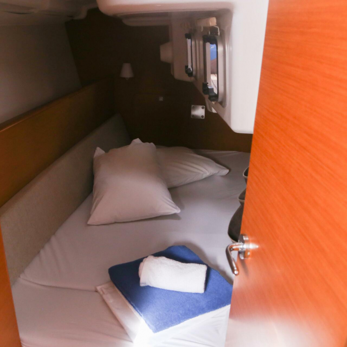 Afroessa | Sun Odyssey 33i photo 8