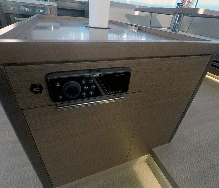 Zuzo I | Lagoon 50 photo 50