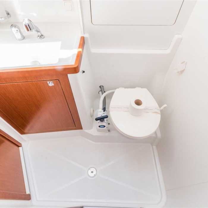 Ultra Dubrovnik | Oceanis 48 photo 3