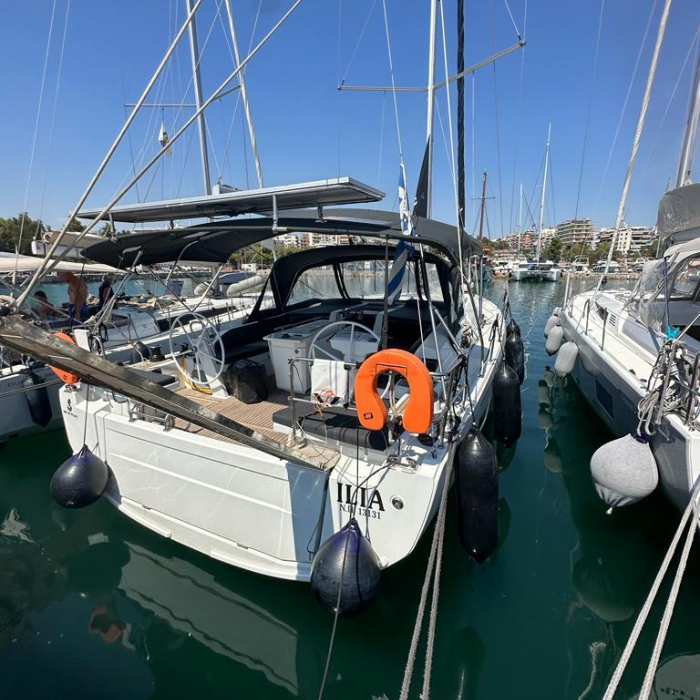 Class | Oceanis 46.1 photo 4