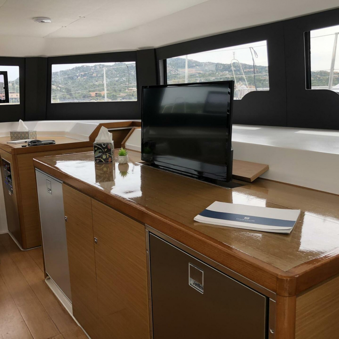 Argo | Dufour 48 Catamaran photo 12