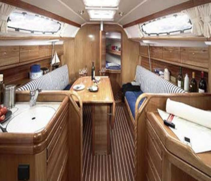 REGINA IV | Sun Odyssey 32 i photo 6