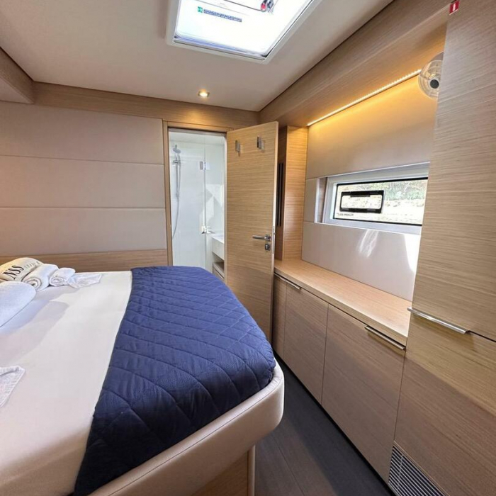 MAUI (GND) | Lagoon 55 photo 13