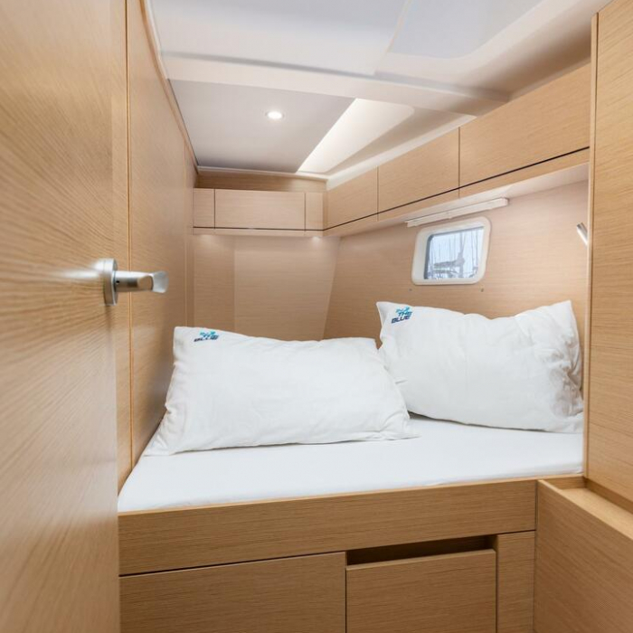 Box of Chocolate | Hanse 508 photo 20