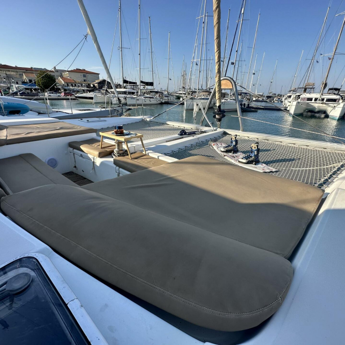 Infinity | Lagoon 500 photo 7