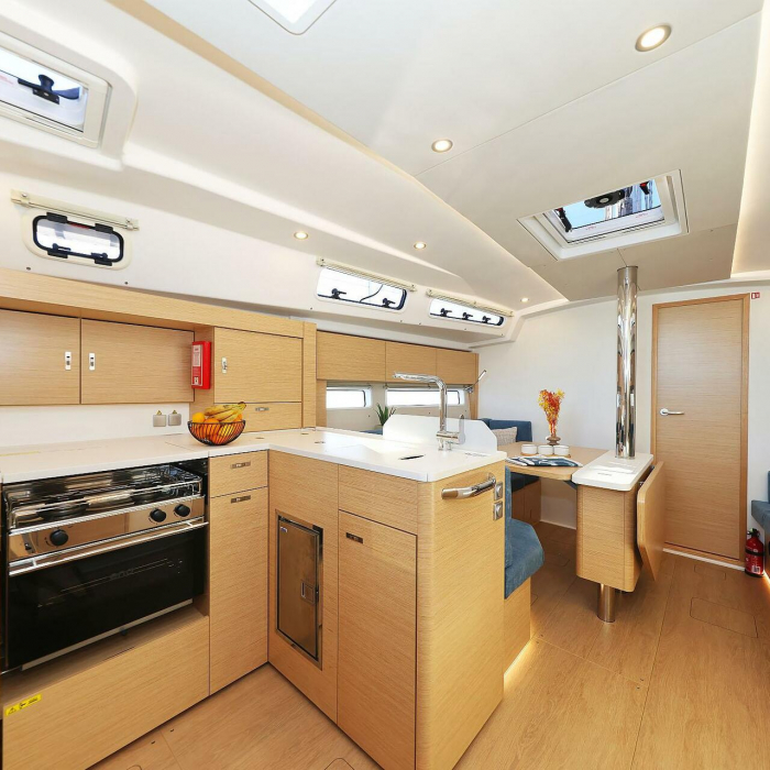 Amelie | Hanse 360 photo 20