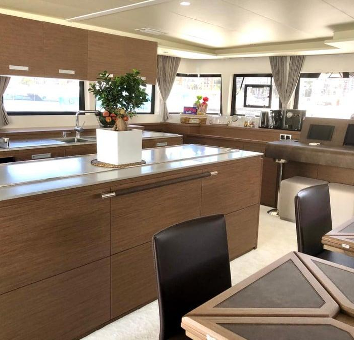 Atlantis | Lagoon 620 photo 18