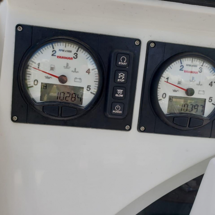 Belle | Lagoon 450 SporTop photo 11