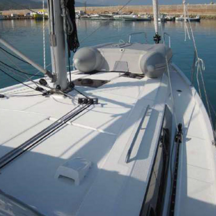 Economy | Oceanis 41.1 photo 1