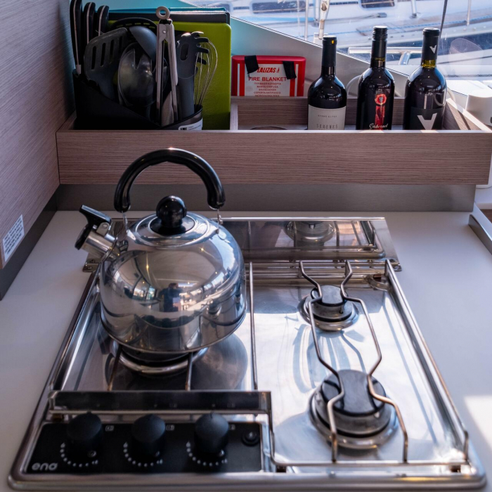 Artemis | Fountaine Pajot Isla 40 photo 6