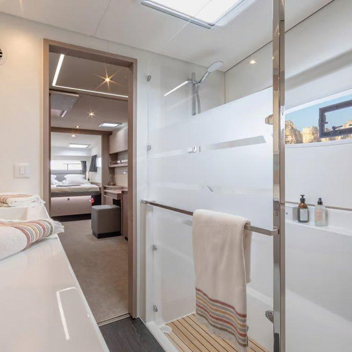 Karina | Fountaine Pajot Elba 45 photo 12