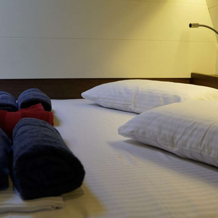 Blue Velvet | Lagoon 52 photo 53