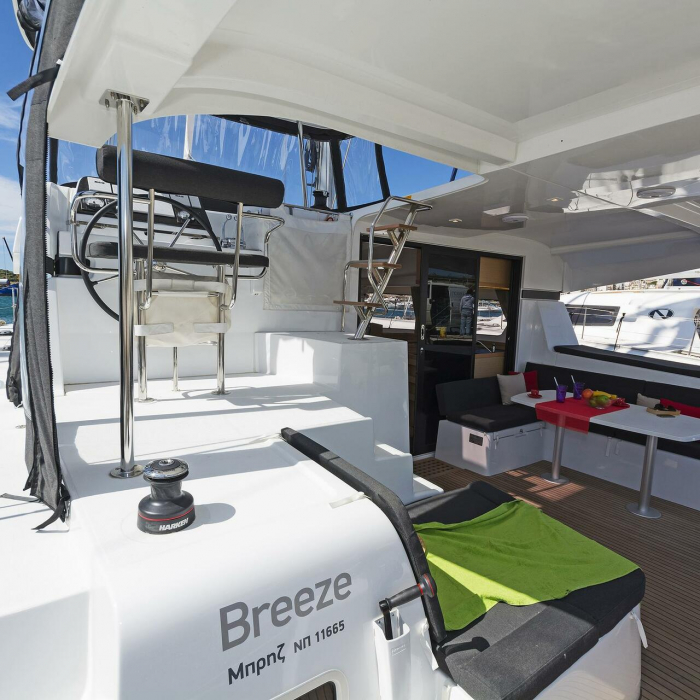 Breeze | Lagoon 42 A/C & GEN & WM photo 9