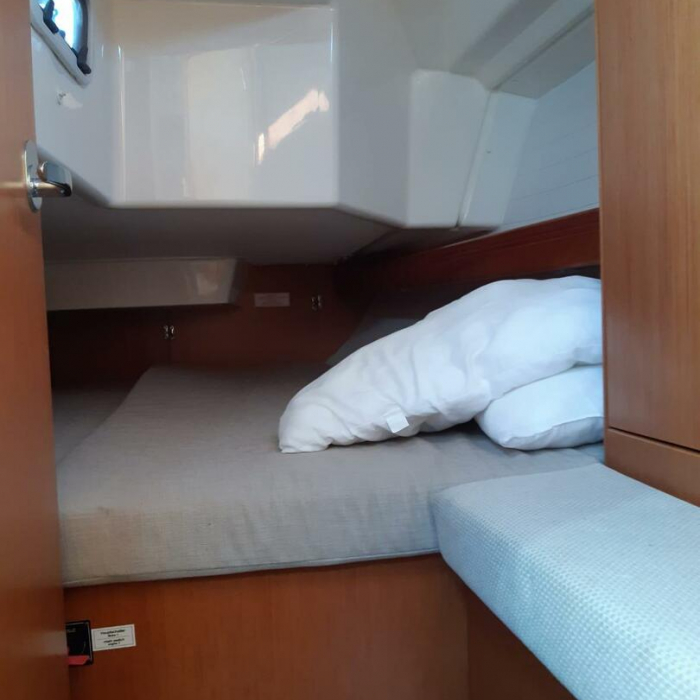 Olympia | Bavaria Cruiser 34 photo 8