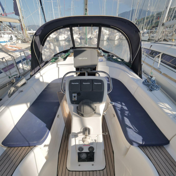 Altair | Bavaria 36 photo 10