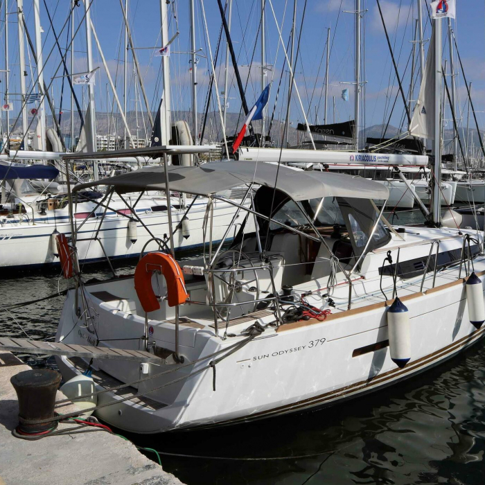 OYSTER SHELL | Sun Odyssey 379 photo 5