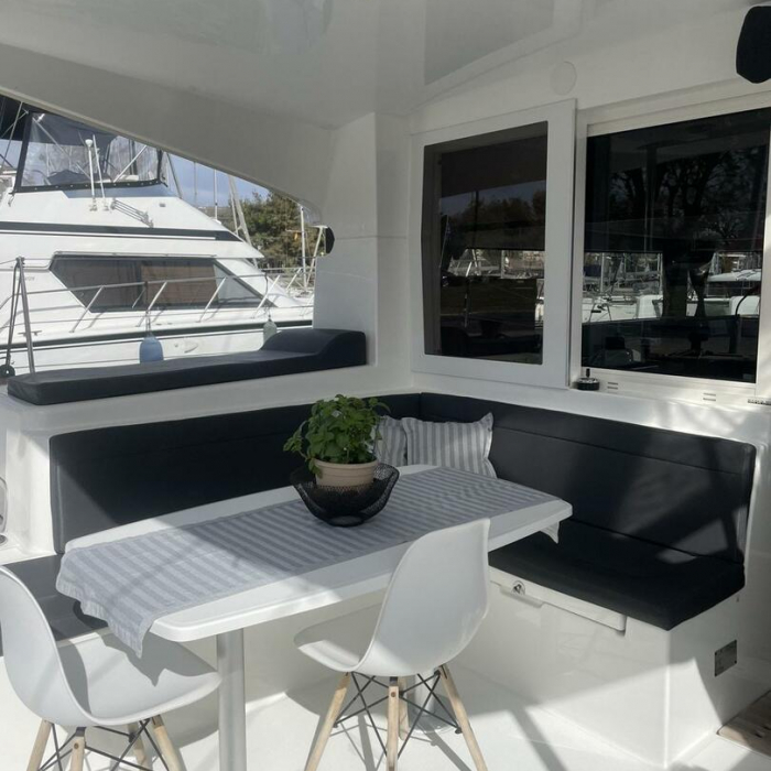 Catalina | Lagoon 40 photo 3