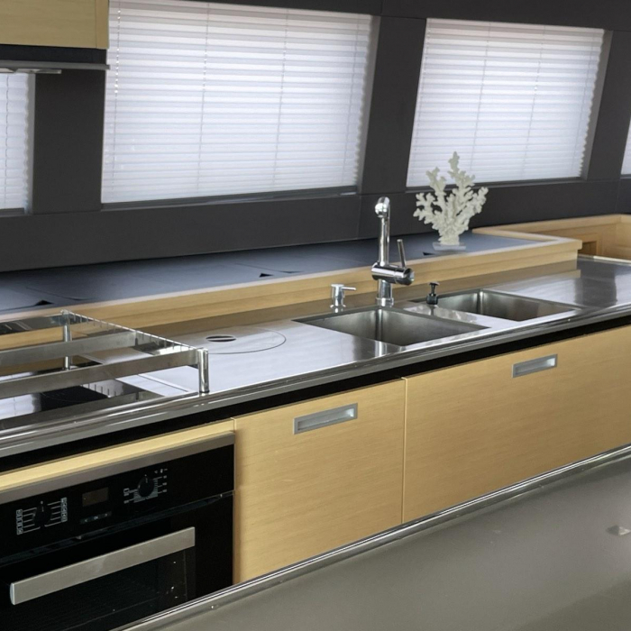 Pearly Gates | Lagoon 630 Powercat LUX photo 36