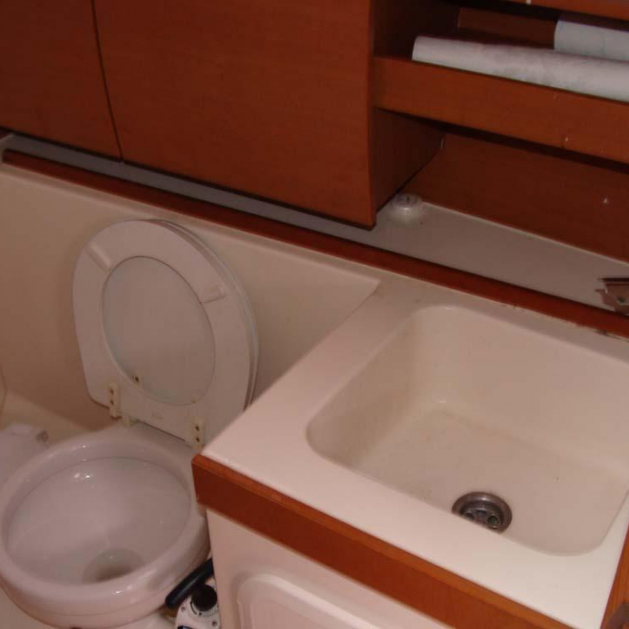 Selini | Hanse 325 photo 12