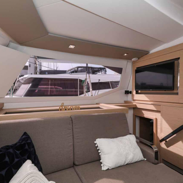 Alchiba | Fountaine Pajot Astrea 42 photo 1