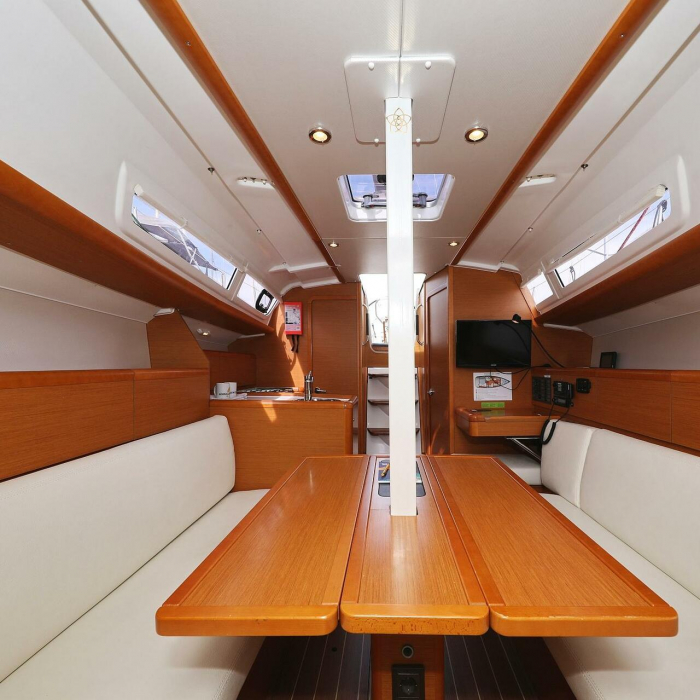 Cosma | Sun Odyssey 33i photo 16