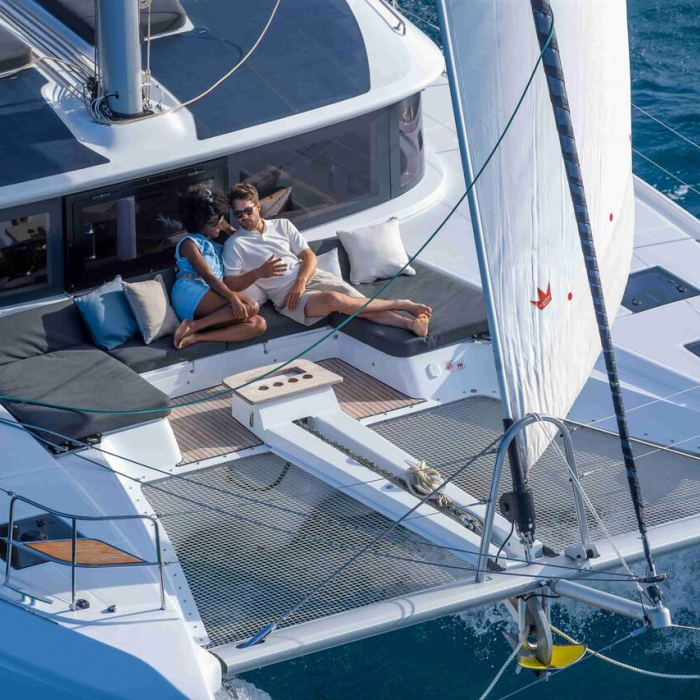 Athena Blu | Lagoon 51 photo 6