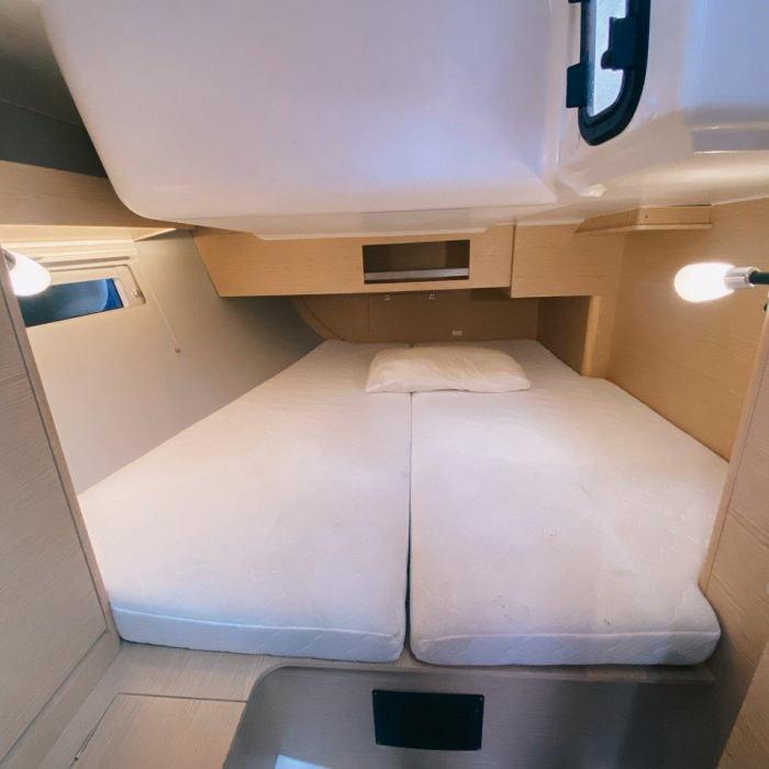 Nafrayou | Dufour 390 GL photo 10