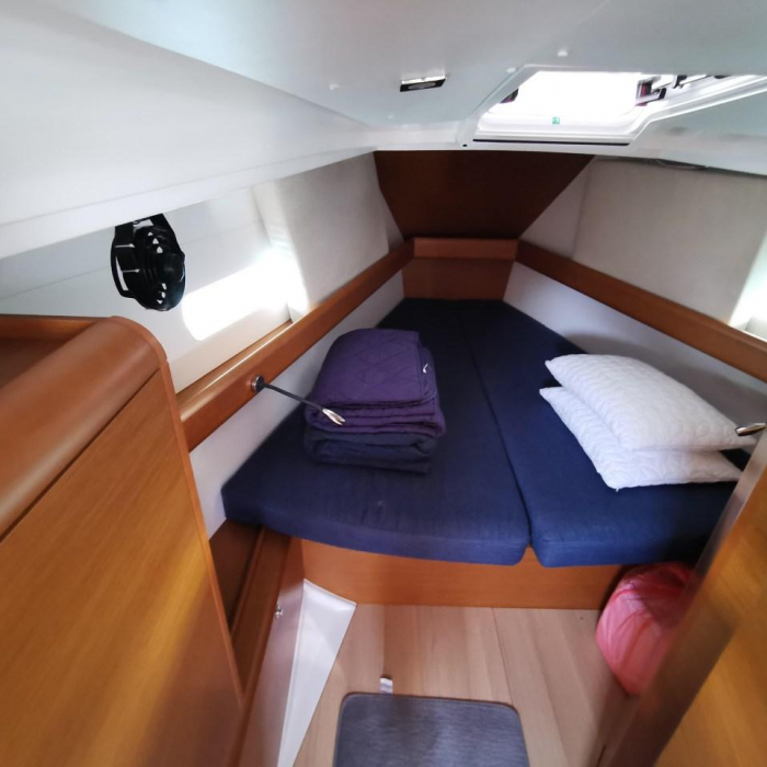 Star Gazer | Sun Odyssey 419 photo 8