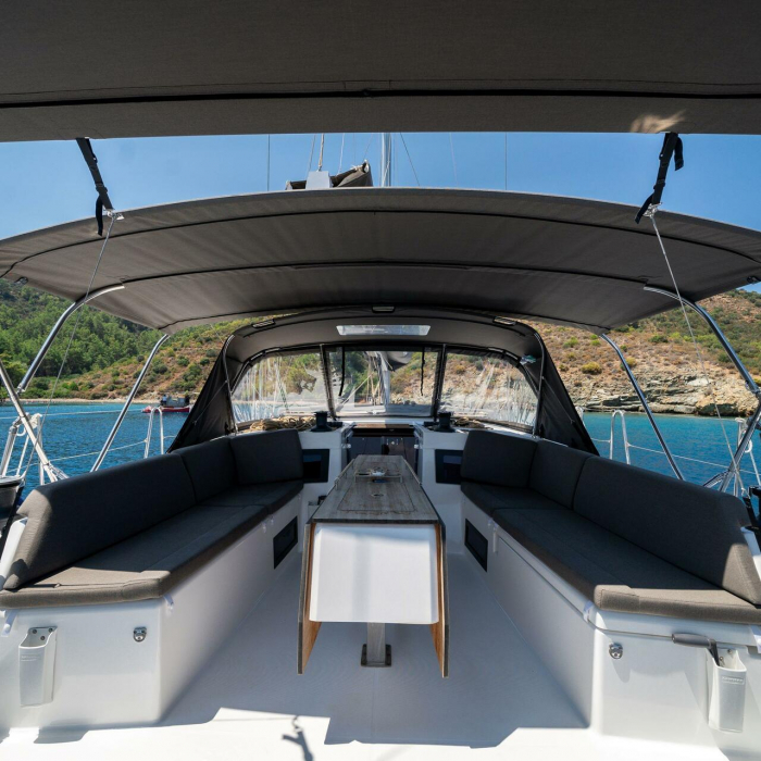 Gusto 7 | Dufour 470 photo 16